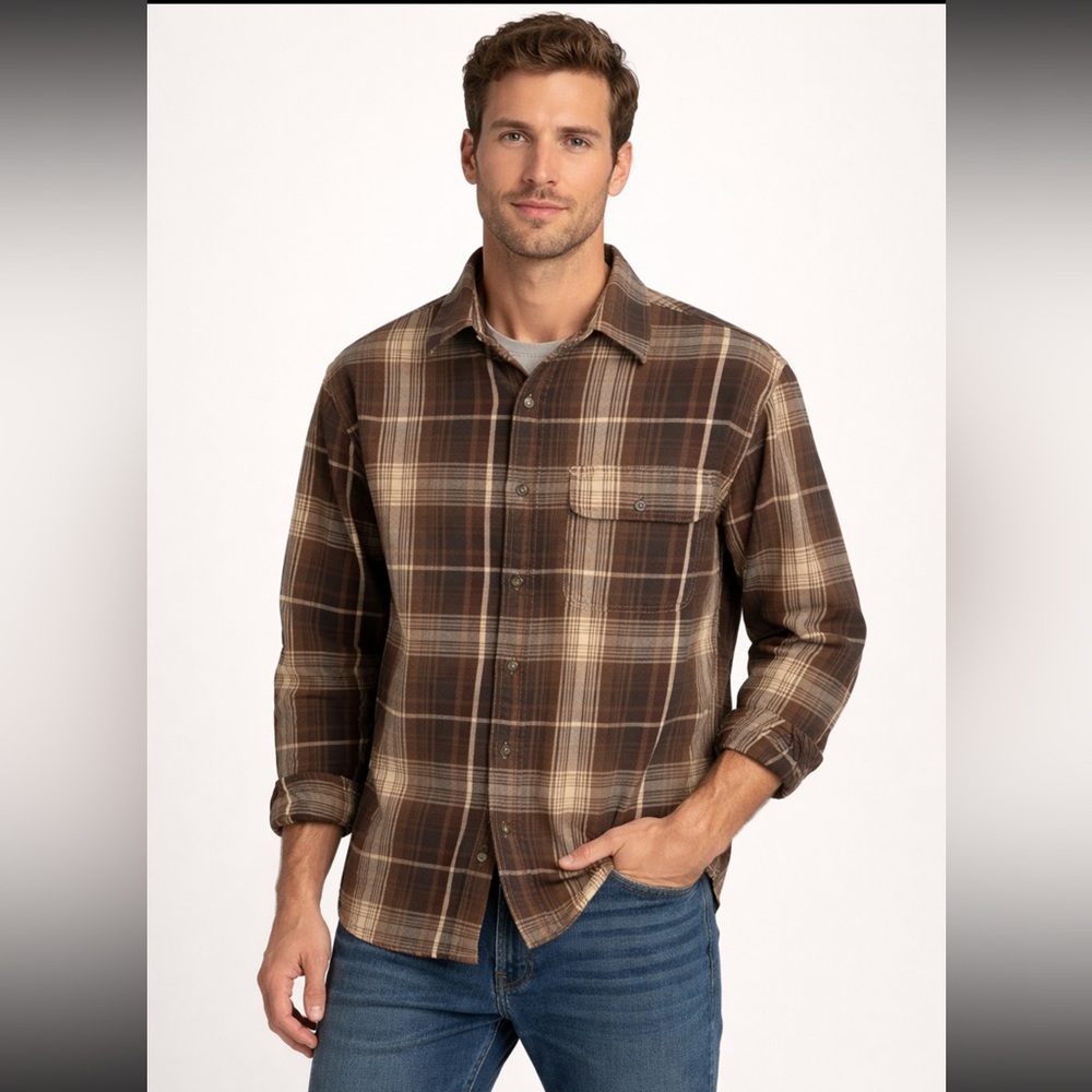 Old Mill Men’s Plaid Flannel Shirt Large Brown Tan Button Front Cotton